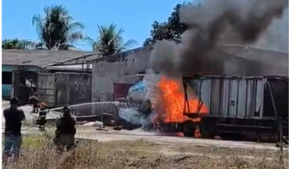 [Vídeo] Carreta pega fogo durante soldagem em oficina na rodovia AL-105 em São Luís do Quitunde