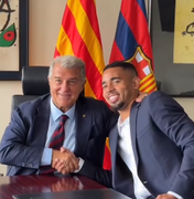 Barcelona anuncia a contratação do jogador brasileiro Gabriel Jesus