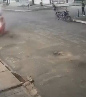 [Vídeo] Mulher morre depois de ser atropelada por carro em São José da Tapera