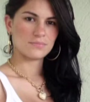 Eliza Samudio perdeu passaporte na 1ª viagem a Portugal, diz representante