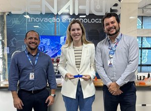 Deputada Cibele Moura faz visita ao Senai Poço e é homenageada por criação de projeto