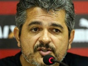 Ney Franco é anunciado como novo técnico do Sport Recife