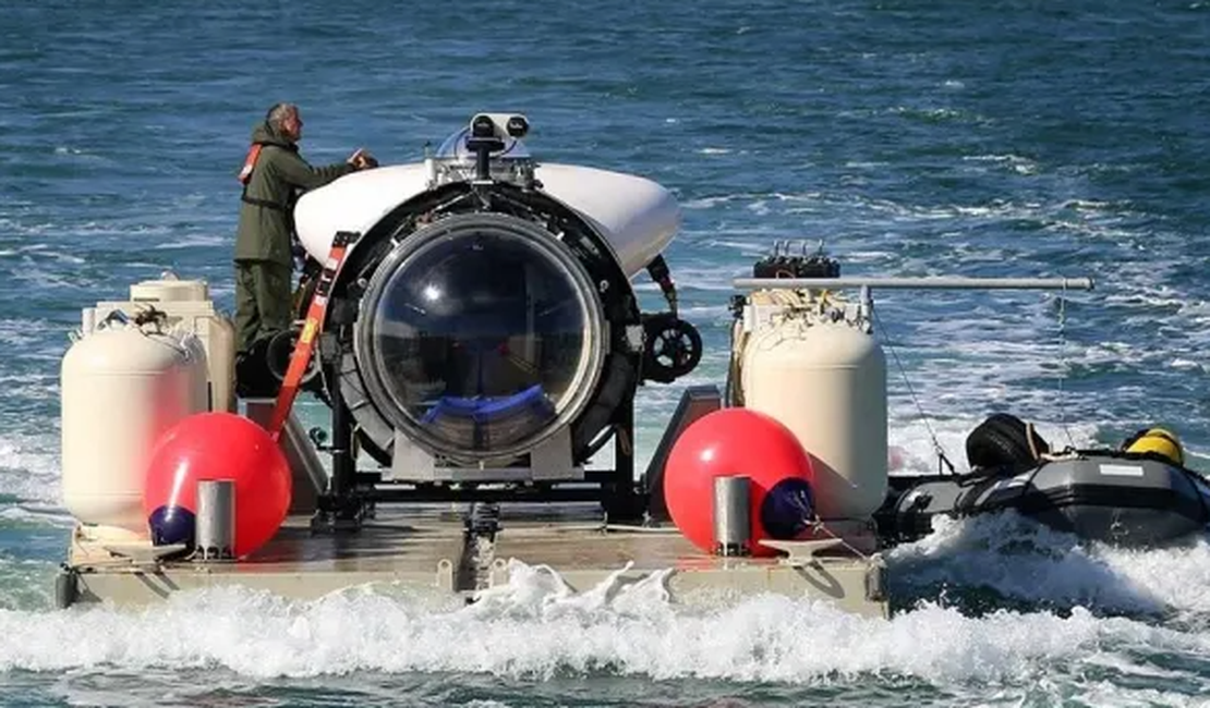 Submarino desaparecido tem condições de manter passageiros a salvo, diz especialista