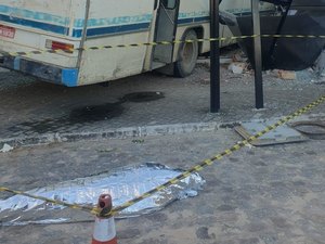 Trabalhador morre e dois ficam feridos após ônibus invadir galeria em Maragogi