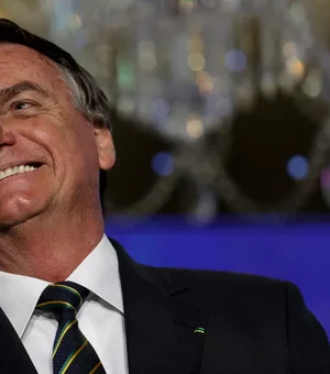 STF teria que ir contra precedente para mudança na Ficha Limpa não beneficiar Bolsonaro