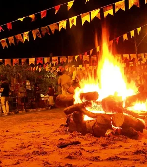 Homem é preso por passar a mão em seios de adolescente durante festa junina em Maceió