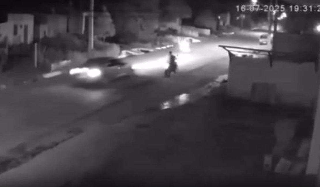 Câmeras flagram acidente fatal envolvendo motociclista na AL-485, em Feira Grande