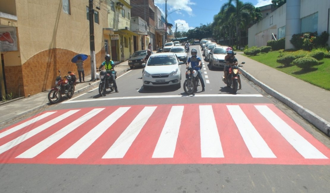 Prefeitura amplia sinalização para tornar trânsito mais seguro