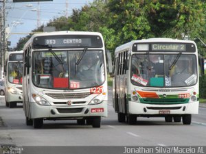 Ônibus urbanos terão programação especial neste final de semana