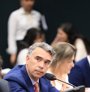 Rafael Brito exige a retirada de advogado baderneiro durante reunião da CCJC