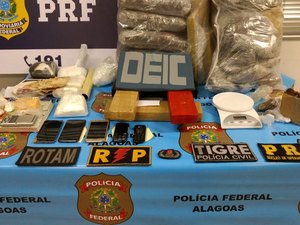 Vídeo: em aeroporto de Alagoas, polícia apreende droga avaliada em meio milhão de reais 