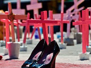 O que os programas dos candidatos em AL falam sobre políticas públicas para mulheres e LGBTs
