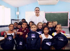 Escolas municipais de Pilar se destacam no fornecimento de internet a estudantes