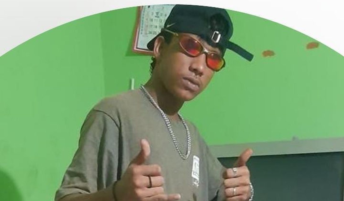 Jovem é morto a tiros em terreno baldio no município de Matriz de Camaragibe