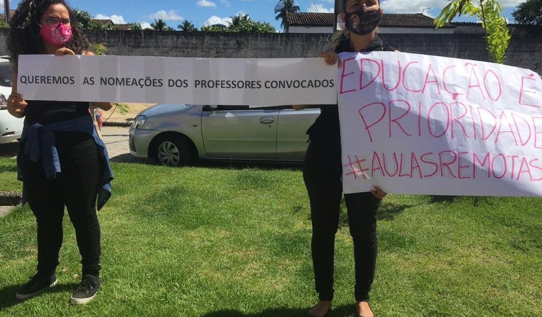 Professores aprovados em concurso de Rio Largo convocam novo protesto