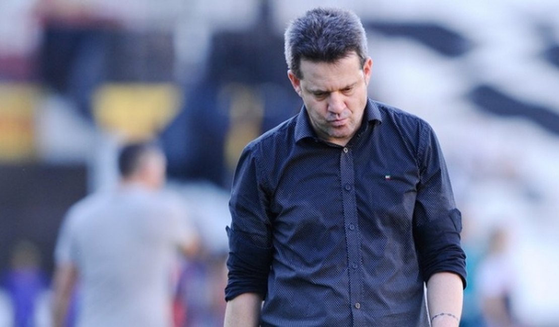 Palmeiras é líder, Flamengo no G4, Santa Cruz vence e Inter demite Argel