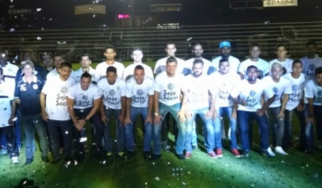 Elenco do ASA é apresentado no municipal de Arapiraca