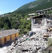 Itália mobiliza 5.000 após tremor, e segue esperança por sobreviventes
