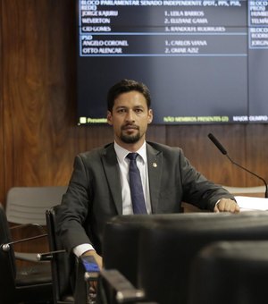 Rodrigo Cunha assume presidência de comissão do senado