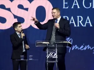 Deputado acionará MP após pastor dizer que gays têm reserva no inferno