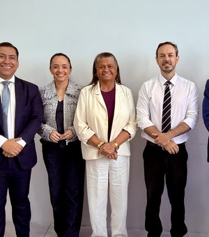 Prefeitura de Palmeira inicia estudos para realização de novo concurso público