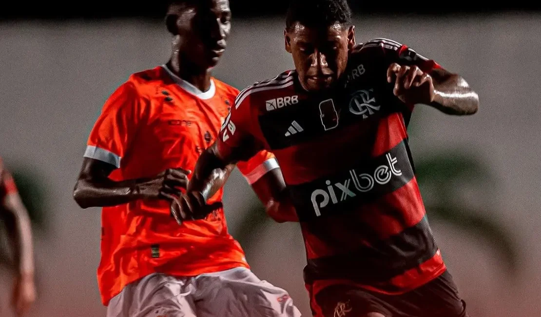 Torcida do Flamengo rompe recorde em jogo na Paraíba
