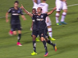 Vasco vence Grêmio e Léo Gamalho  marca gol da Ponte diante do São Paulo