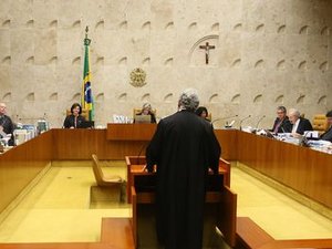 Após dois dias de julgamento, STF decide enviar denúncia sobre Temer à Câmara