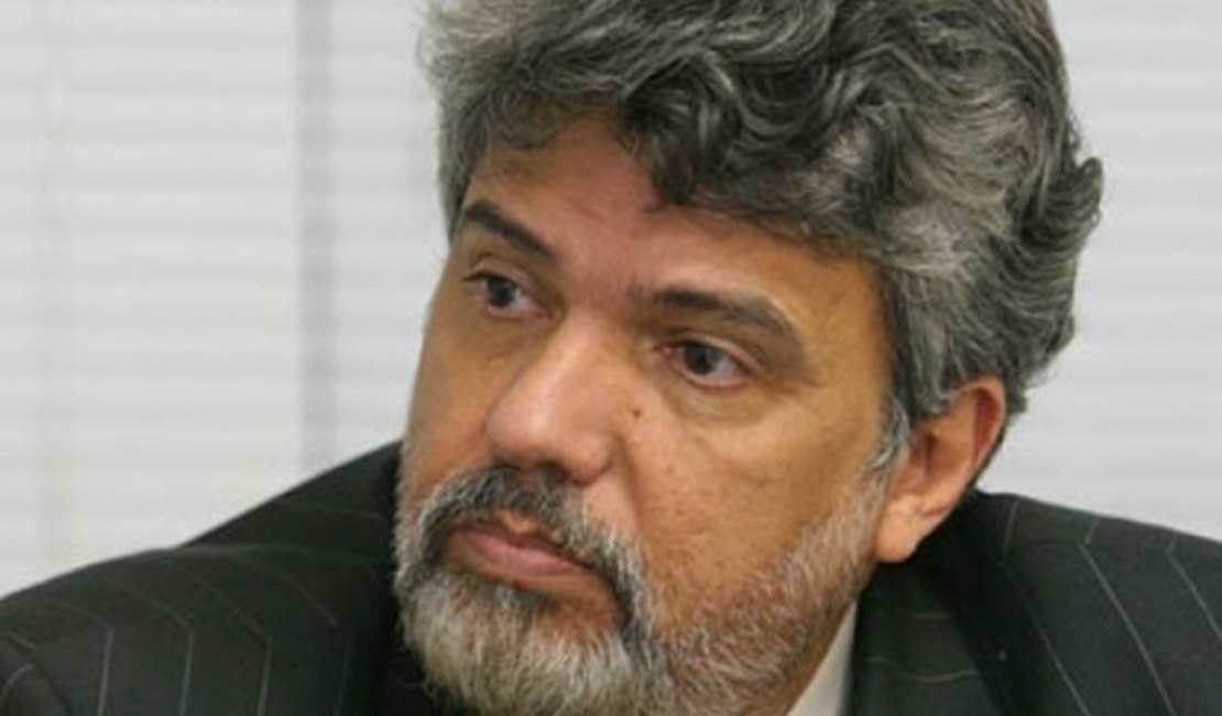 Em carta, Eduardo Tavares renuncia mandato na Prefeitura de Traipu