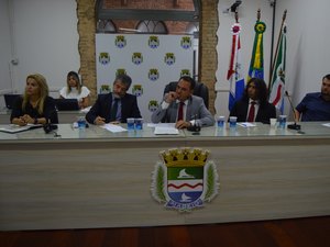 Situação dos mercados e feiras de Maceió é foco de debate na Câmara