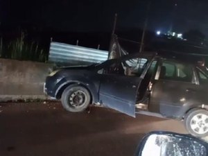 Motorista perde o controle do carro e bate em ponte de Satuba