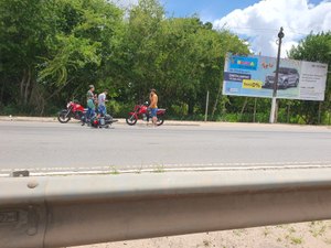 Colisão entre motos é registrada no bairro Santa Edwiges, em Arapiraca