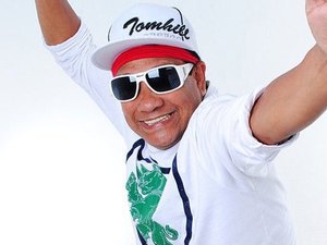 Liminha é internado em São Paulo com suspeita de AVC