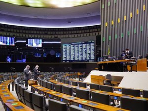 Congresso inicia sessão para analisar vetos presidenciais