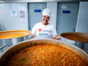 Governo de Alagoas entrega primeira fase da Fábrica de Sopa do Alagoas Sem Fome