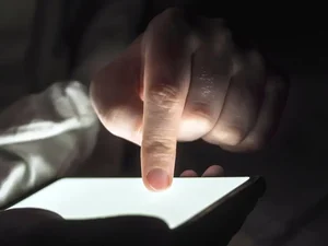 Lei amplia punição a crimes sexuais online contra crianças; entenda