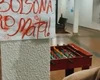 Professor universitário critica cartazes políticos espalhados na Ufal