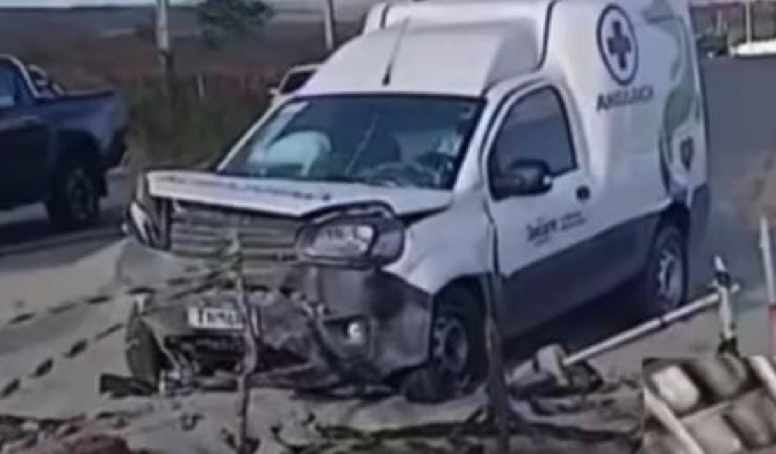 Paciente morre após ambulância em que estava sendo transportada sofrer acidente na AL-220 em Batalha