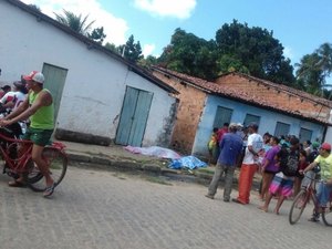 Dois irmãos são assassinados na porta de residência em Coruripe