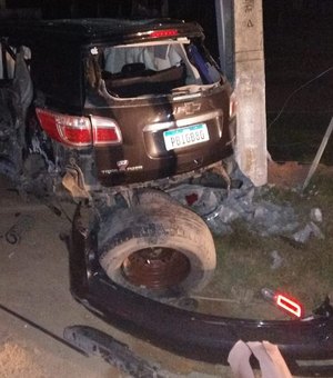 Motorista colide em poste de energia elétrica no município de Maragogi