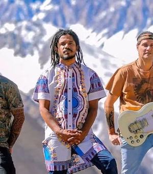 Natiruts fará último show da turnê de despedida no Na Praia