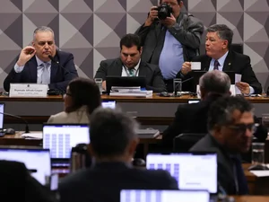 CPMI do INSS rejeita convocar Lulinha e o ministro Jorge Messias