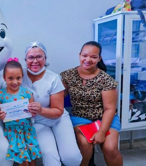 Arapiraquenses lotam unidades de saúde no Dia D de vacinação