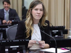 Cibele Moura parabeniza operação contra abuso infantil e cobra reforço na proteção de crianças