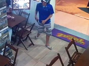 [Vídeo] Assaltante invade lanchonete em Arapiraca e pratica assalto à mão armada