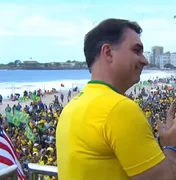 Com fala gravada de Bolsonaro, Flávio inicia corrida à Presidência