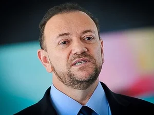 “Não tenho pressão sobre ele”, diz presidente do PT sobre Haddad