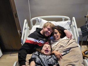 ANITTA é hospitalizada após queixas sobre saúde; veja