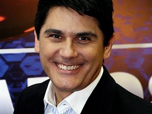 Após mais de 20 anos no SBT, César Filho é contratado pela Record