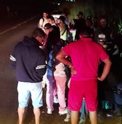 Homem fica ferido ao colidir com moto contra boi em Colônia Leopoldina